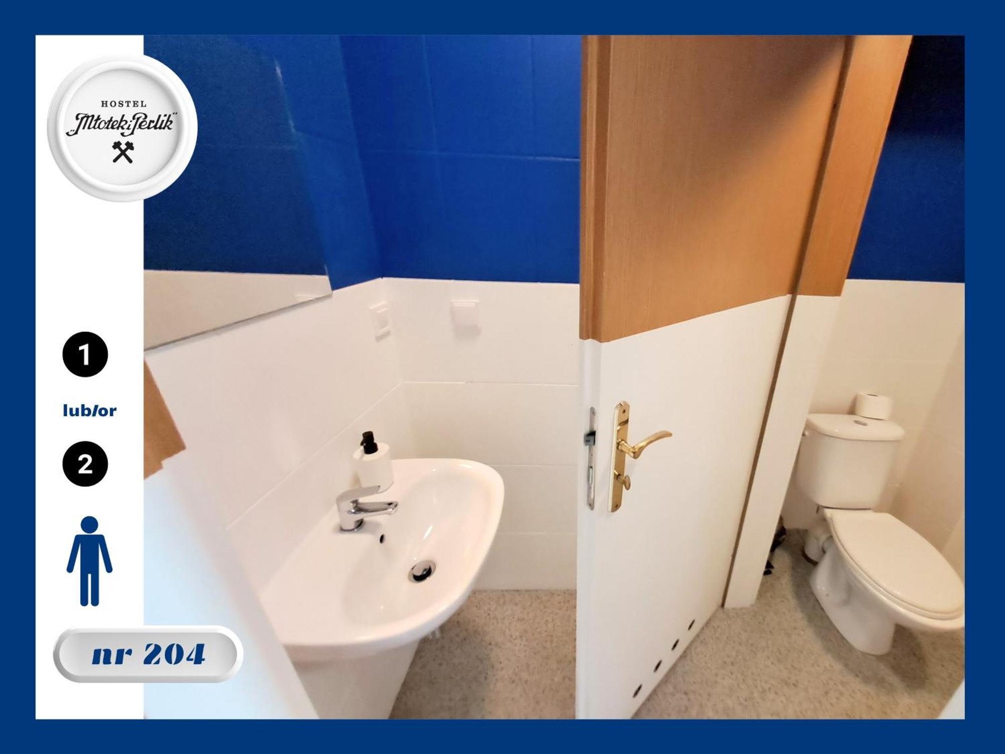 Hostel Mlotek I Perlik Тарновськє-Гури Екстер'єр фото